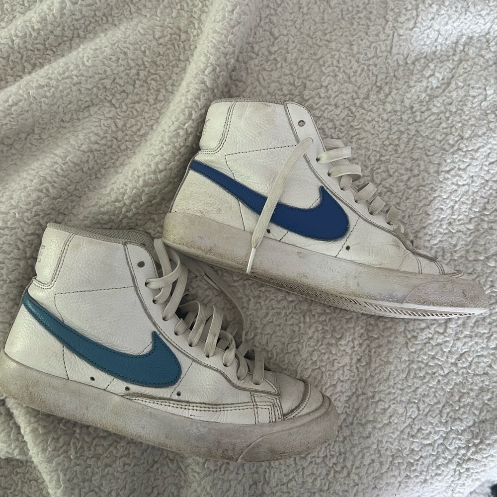 Vintage Nike Shoes size 6.5